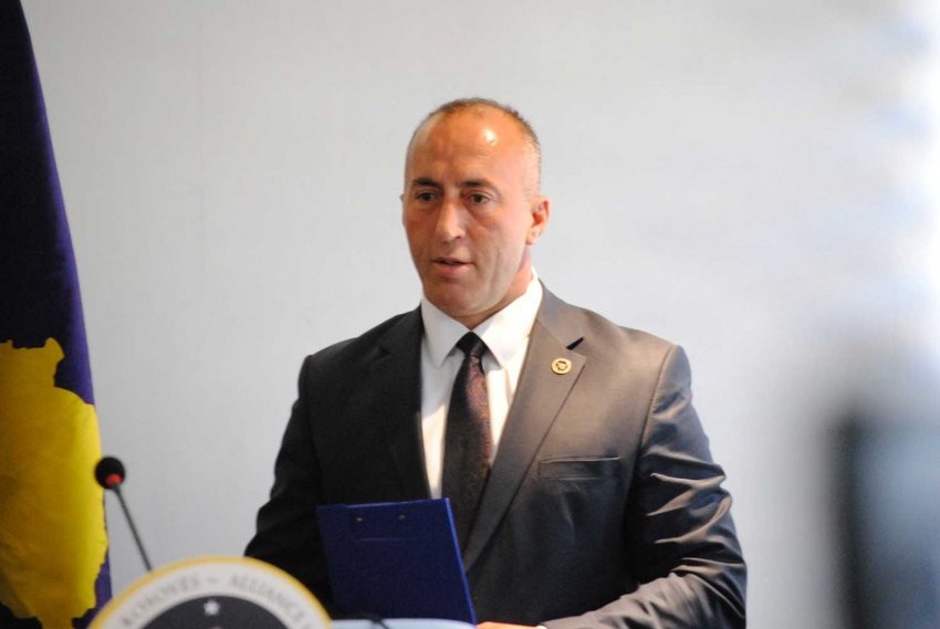 Kryeministri Haradinaj prezanton mbi 30 projekte në Samitin e Londrës
