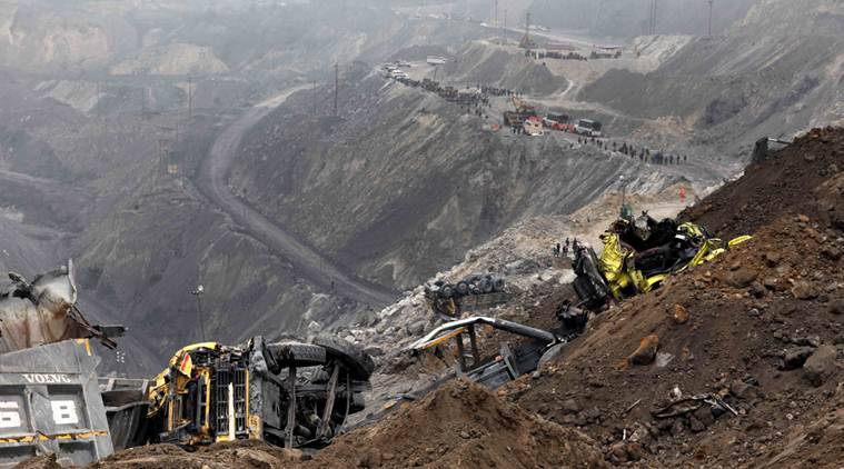 Shembja e një miniere qymyr në Indi lë të vdekur 18 minatorë