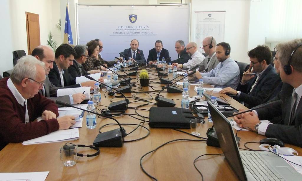 Diskutohet pjesëmarrja e Kosovës në Bursën Shqiptare të Energjisë