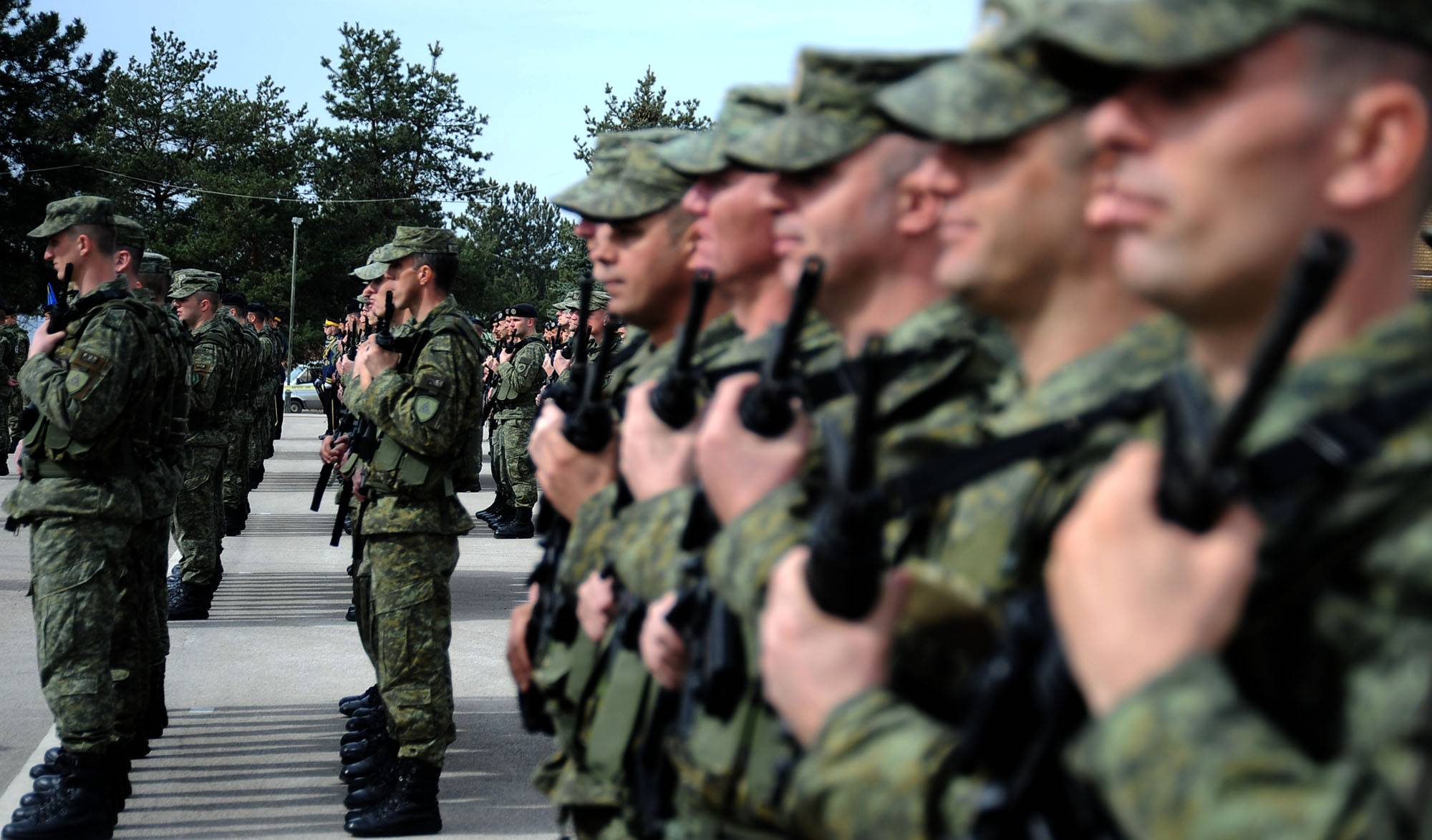 Ministria e Mbrojtjes rekruton 400 ushtarë te rinj