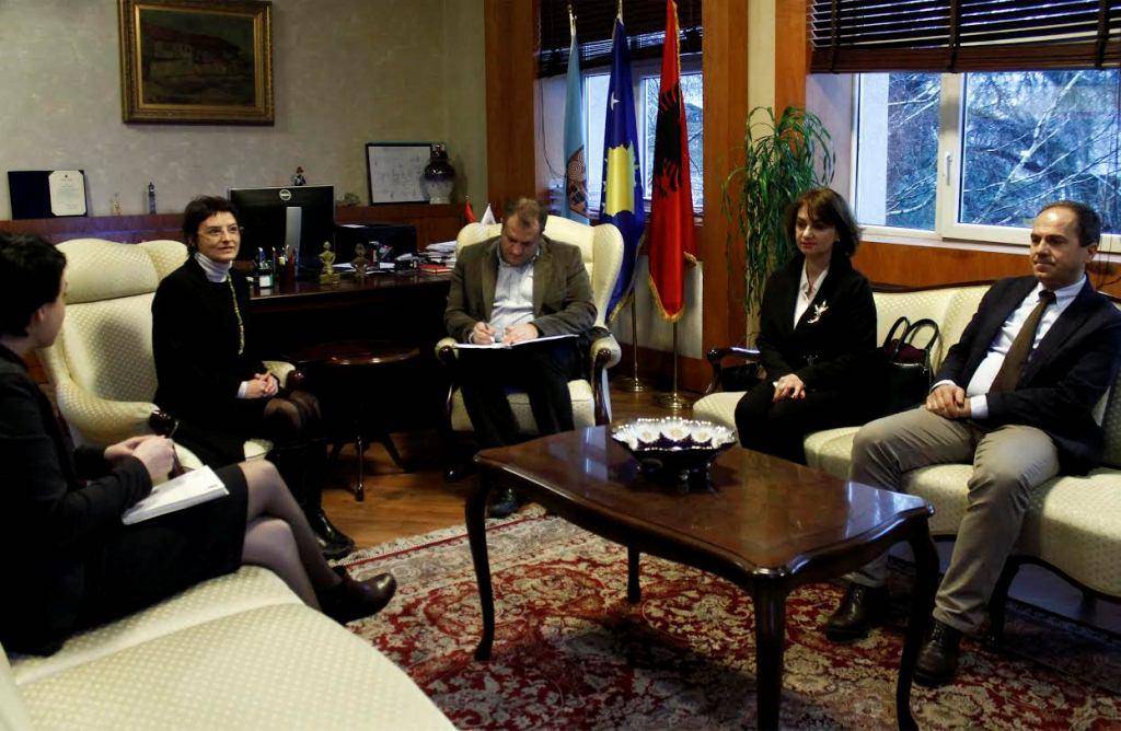 Komuna e Prishtinës nënshkruan Memorandum me UN HABITAT
