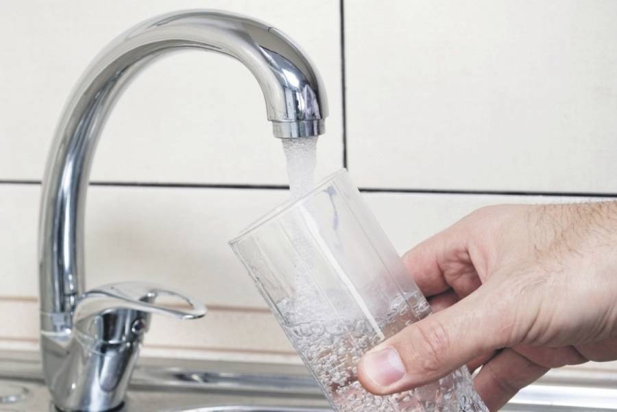 Kërkohet shpenzim racional i ujit të pijshëm, rriten kërkesat për ujë