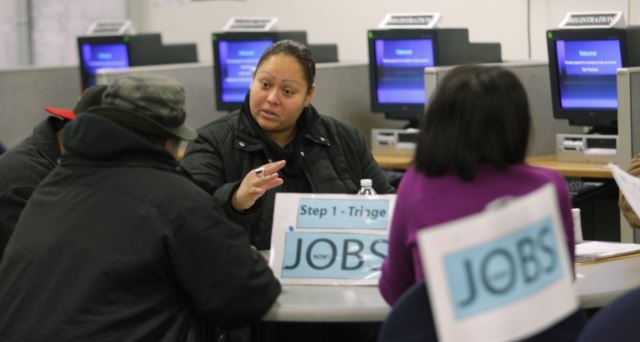 SHBA shton 245 mijë vende pune në nëntor 