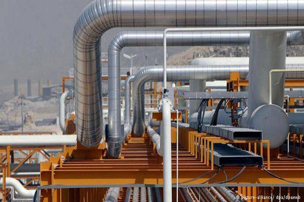 Turqia do të kërkojë gaz natyror në Detin e Zi dhe Mesdhe