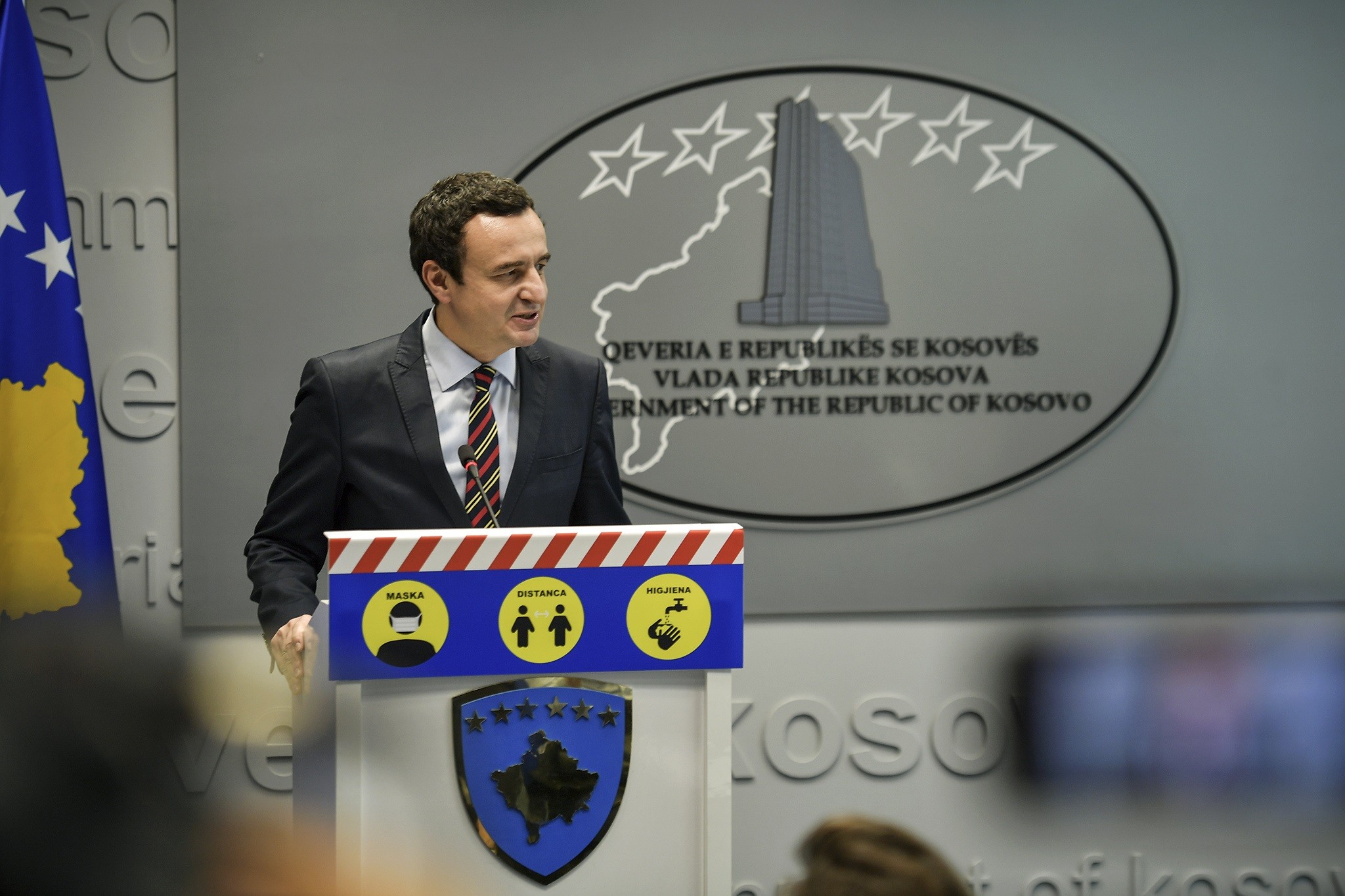 Qeveria Kurti përgatit padinë kundër Serbisë për gjenocid në Kosovë