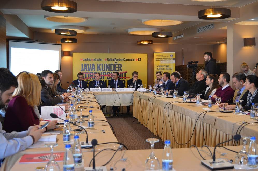 Kërkohet publikmi i financave te subjekteve politike