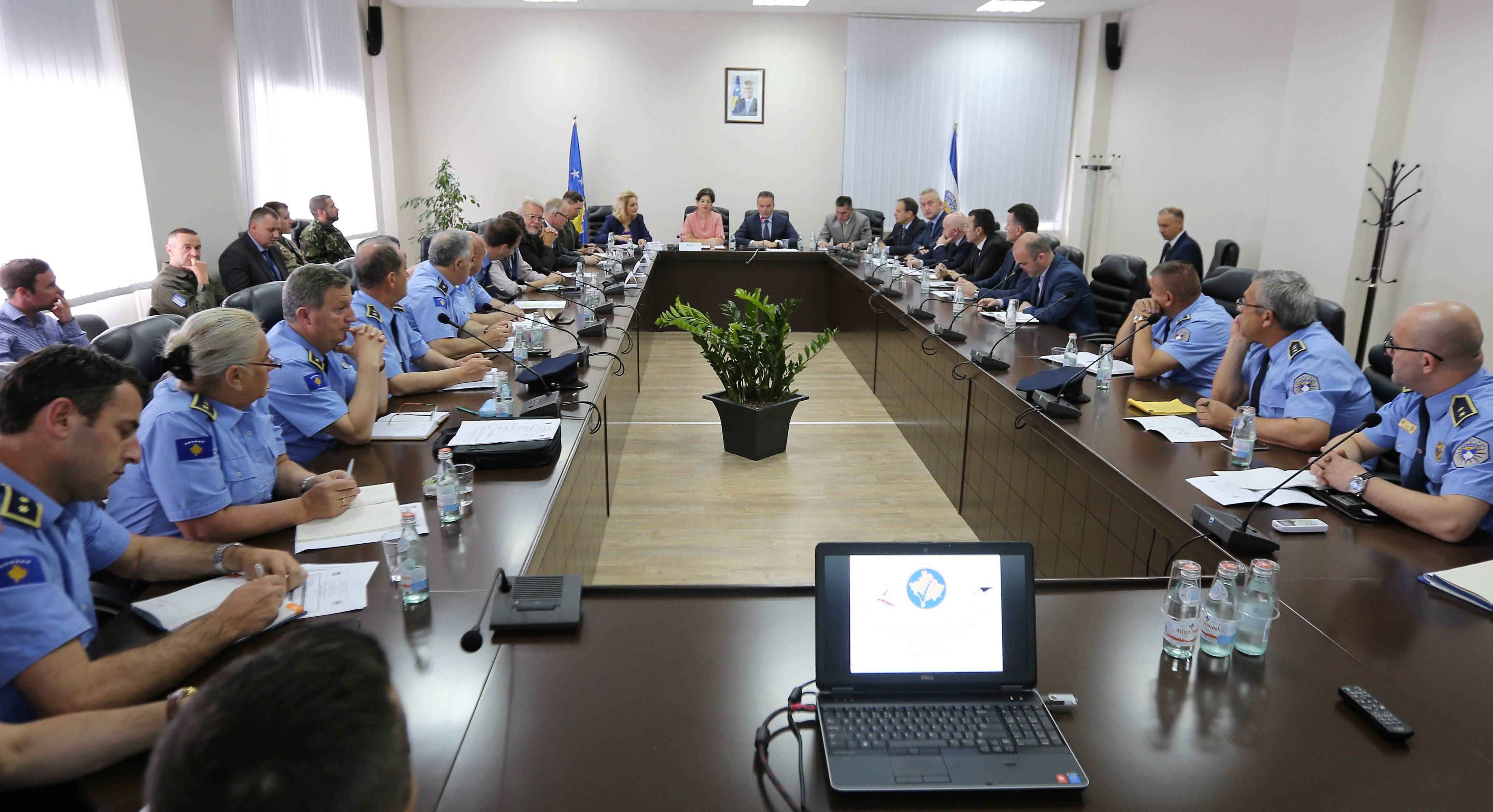 Policia e përgatitur për ofrimin e sigurisë së procesit zgjedhor
