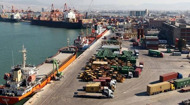 Eksportet turke arrijnë në 11.2 miliardë dollarë gjatë muajit shkurt