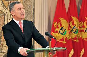 Milo Gjukanoviç shpërndan parlamentin e Malit të Zi