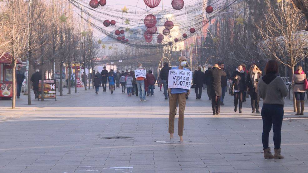 Aksion protestues kundër ndotjes së ajrit në Prishtinë