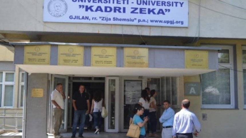 Sot në Universitetin e Gjilanit mbahet provimi pranues për studentë