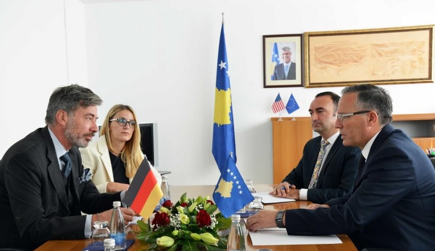 Kosova dhe Gjermania nënshkruajnë marrëveshje për Qeverisjen e Mirë Financiare