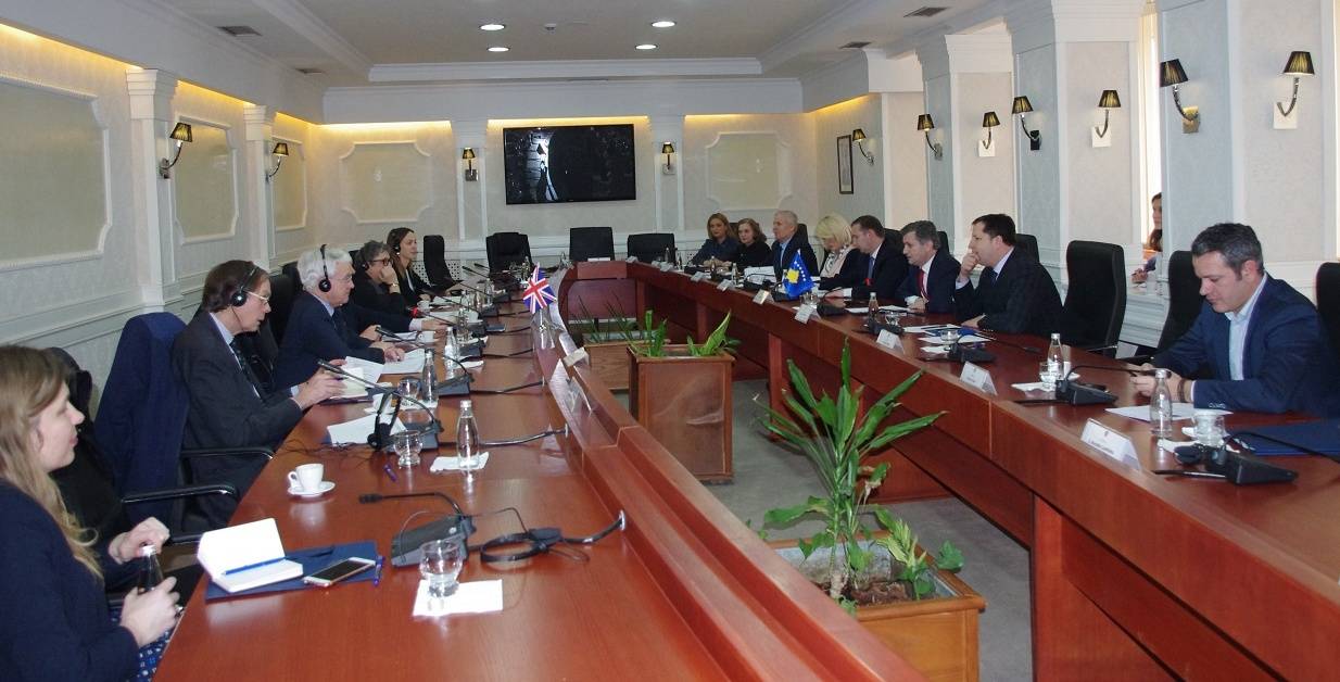 Grupi Britanik i Unionit Ndër-Parlamentar viziton Kosovën