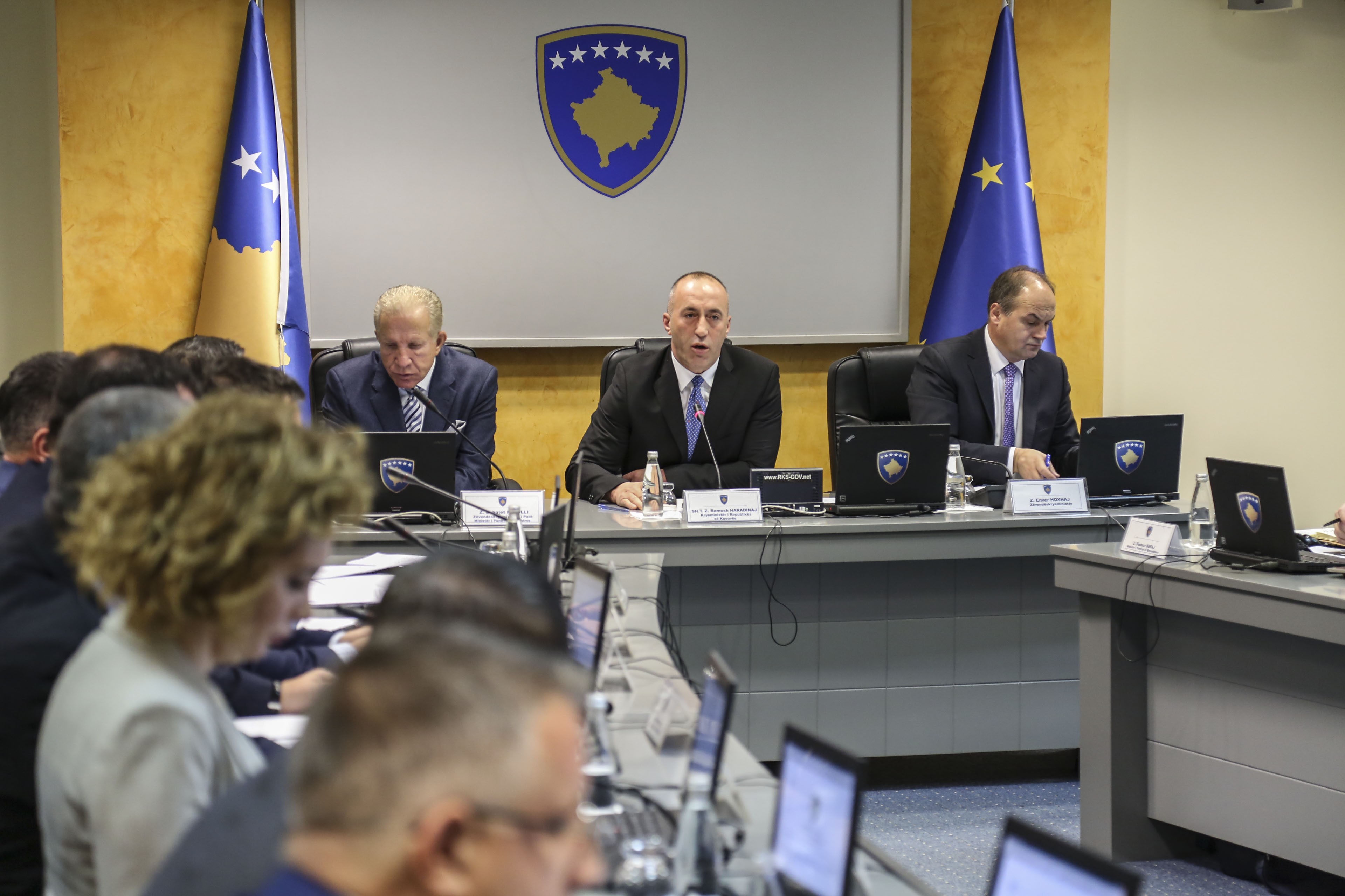 Qeveria e Kosovës miraton tetë projektligje 