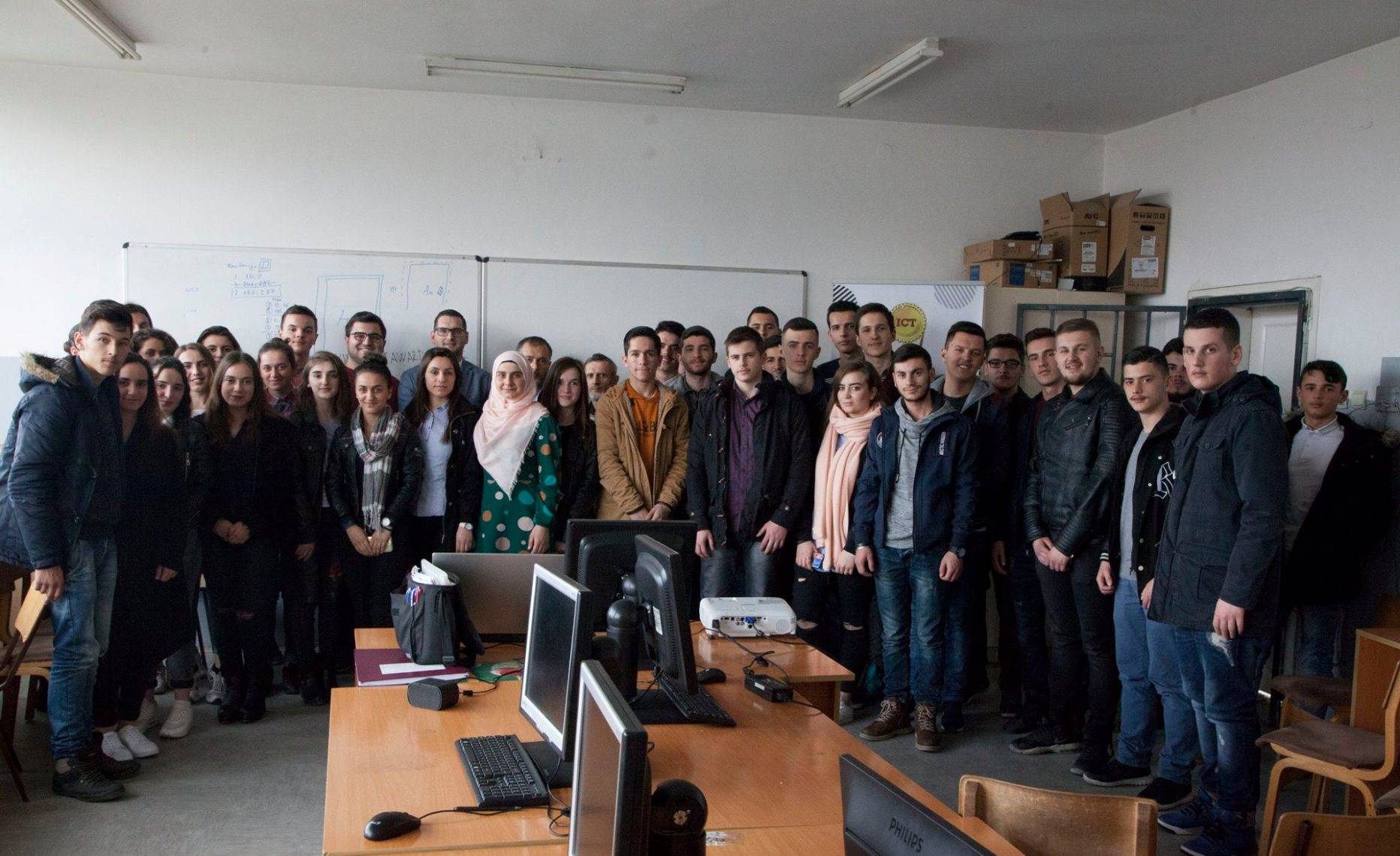 Nxënës dhe studentë kërkojnë suksesin në Albanian ICT Awards
