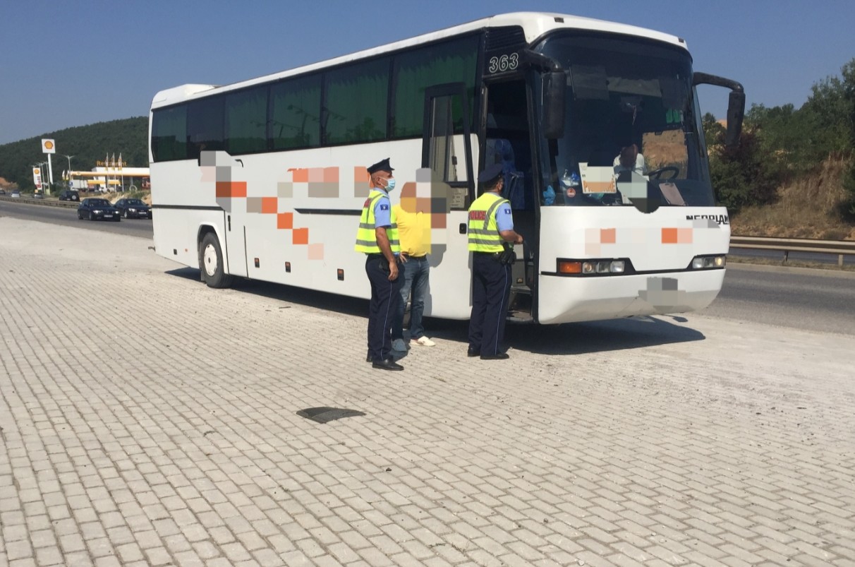 Policia ofron siguri të madhe në transportin publik të udhëtarëve