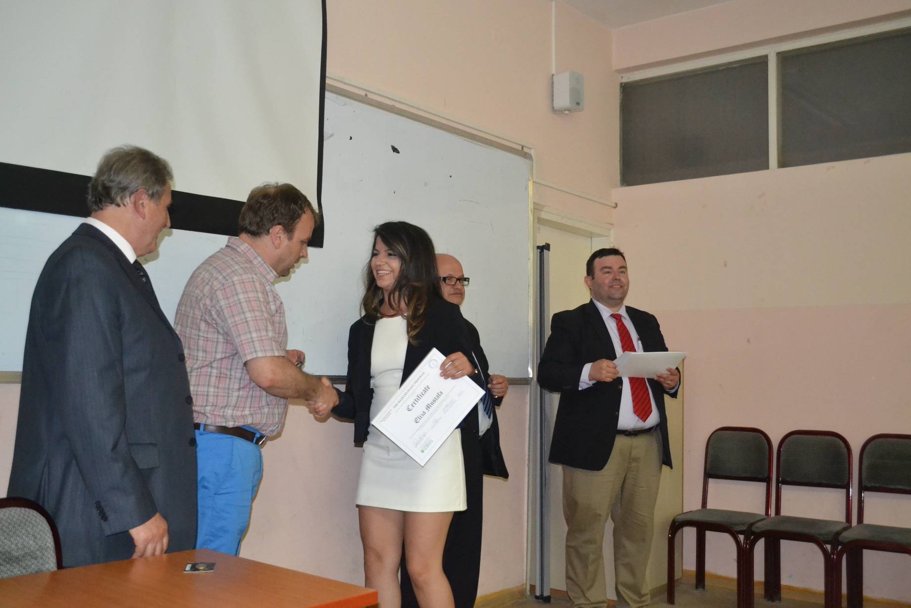 Përfundon programi ballkanik i paqes në Universitetin e Gjilanit
