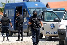 Inspektorati Policor i Kosovës arrestoi tre zyrtarë policorë
