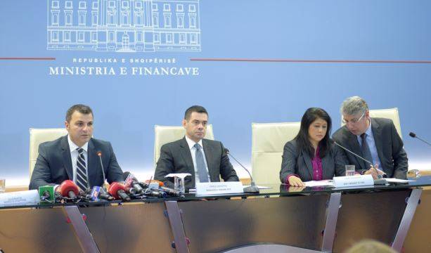 FMN i kërkoi Shqipërisë të përshpejtojë reformat ekonomike
