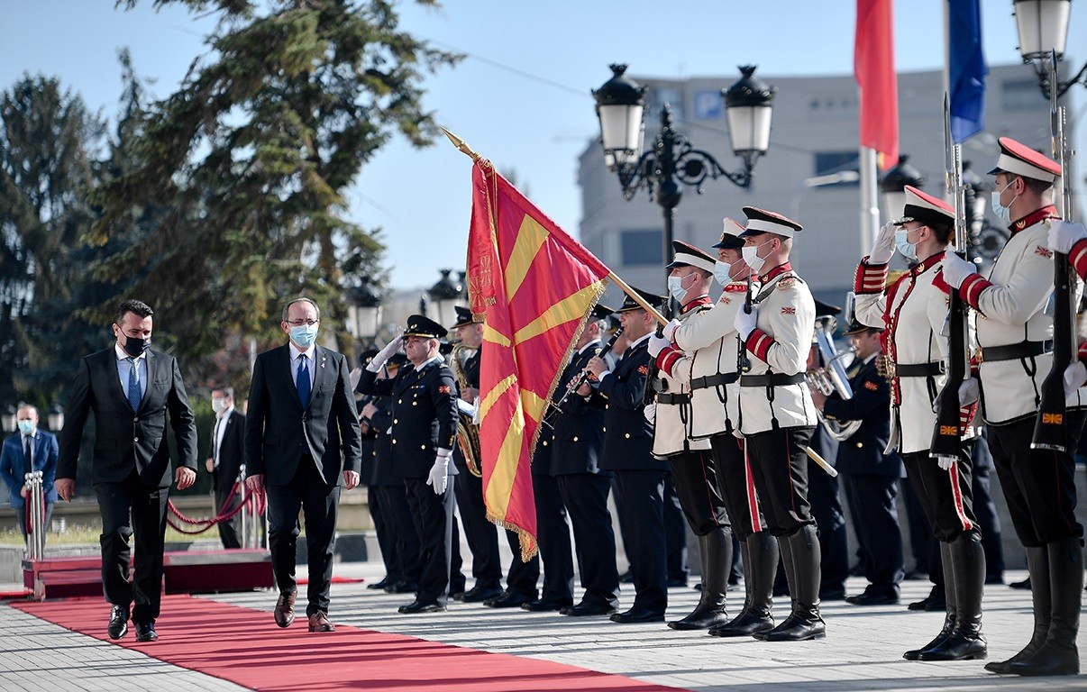 Kryeministri Hoti viziton Maqedoninë e Veriut