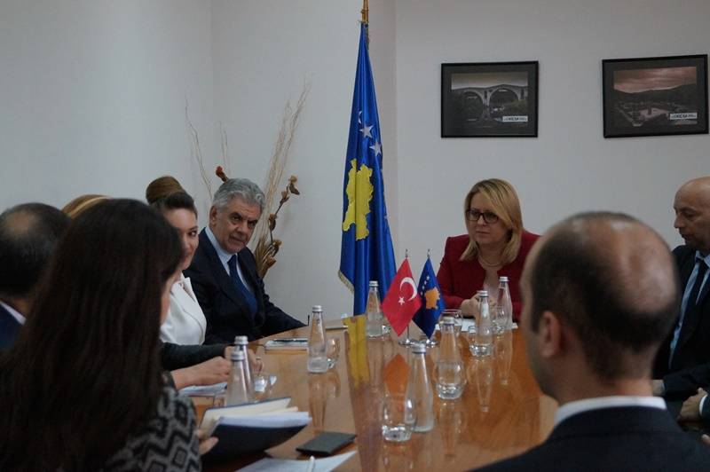Lansohet projekti “Ngritja e kulturës kërkimore në arsimin e lartë në Kosovë'