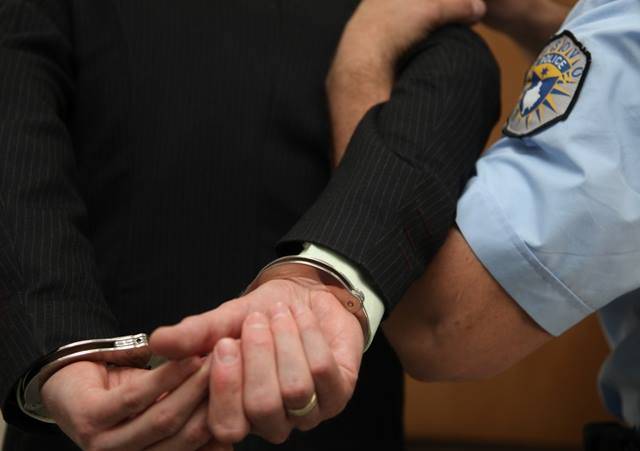 Arrestohen dy persona të dyshuar për ‘vjedhje të rëndë’ në Dragash