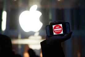 Apple planifikon të zhvendosë prodhimin jashtë Kinës 