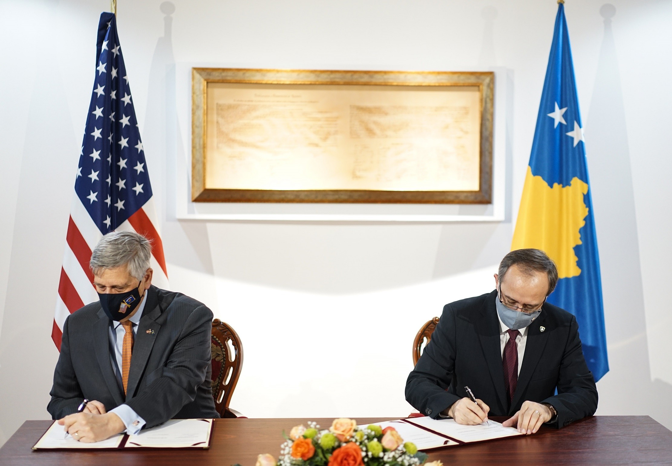 SHBA dhe Kosova nënshkruan marrëveshjen për nxitjen e investimeve 