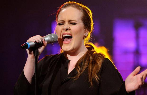 Adele kërkon të dobësohet