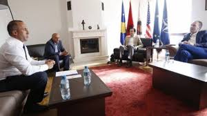 Vetëvendosjes larg marrëveshjes me LDK - AAK e NISMA-n