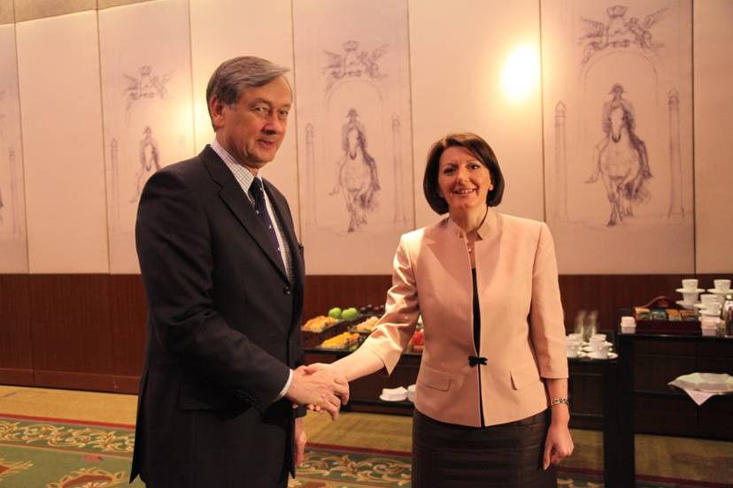 Danilo Turk e ftoi Presidenten Jahjaga për vizitë zyrtare në Slloveni