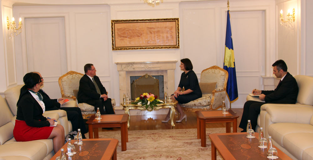 Potts: Kosova në rrugë të mirë drejt integrimit në BE
