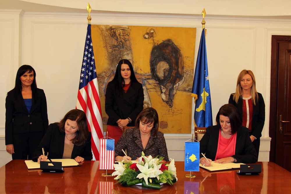 SHBA ndan mbi 62 milionë dollarë për Kosovën