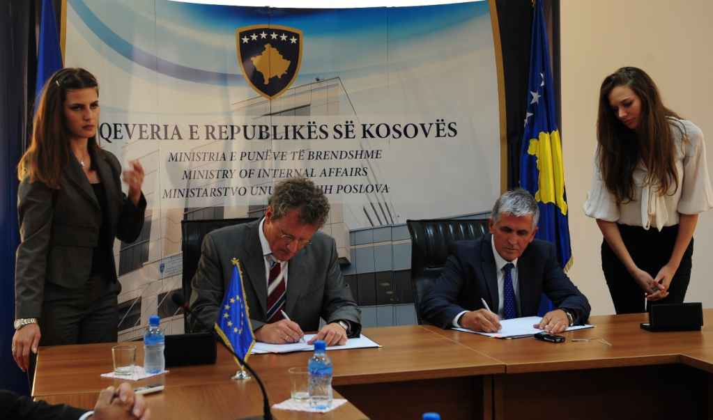 MPB e EULEX firmosen marrëveshje për shkëmbimin e informatave 