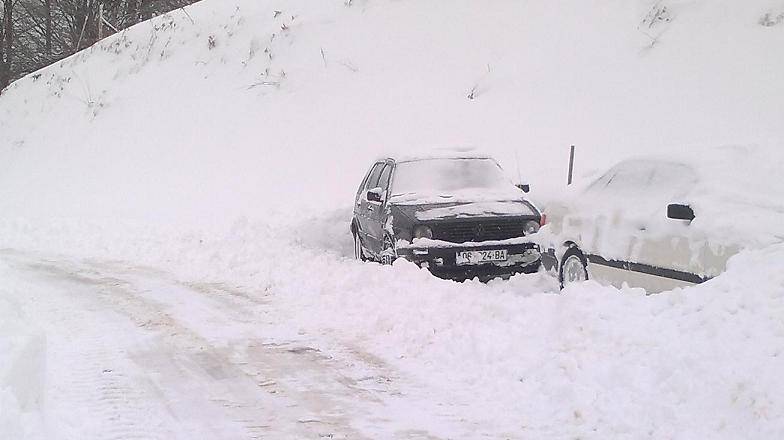 Komuna e Pejës shkaku i borës shpall gjendjen e jashtëzakonshme