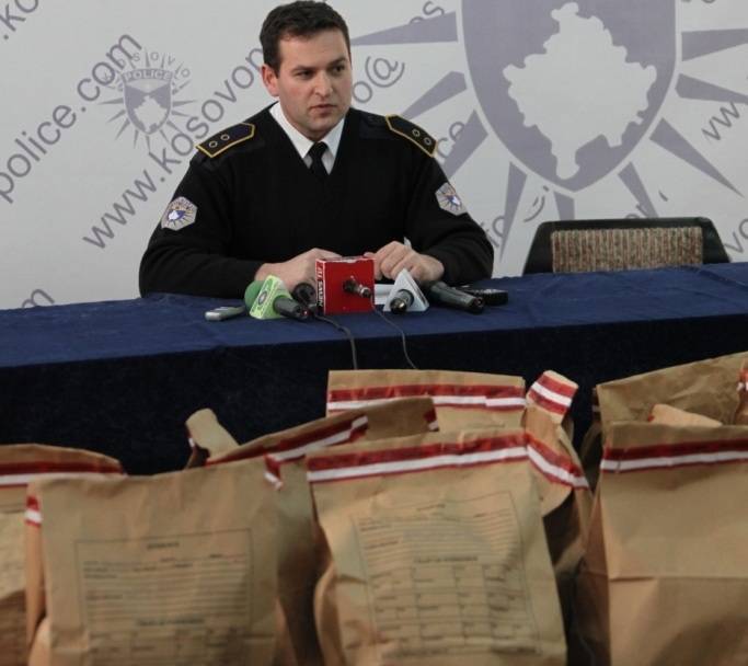 Tre të arrestuar, konfiskohen 34 kg substancë narkotike