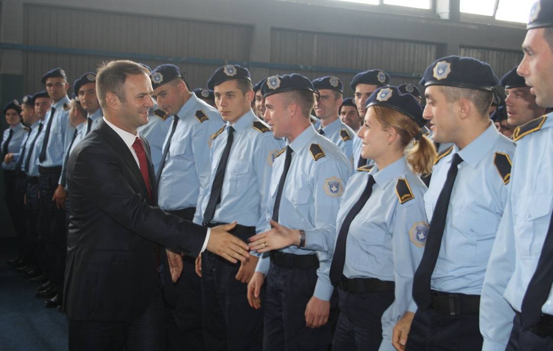 Certifikohen 129 oficerë korrektues për Burgun e Sigurisë së Lartë