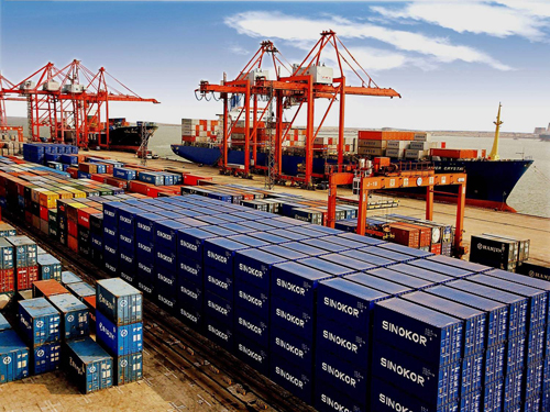 Eksportet e Kinës në 2012 pritet të rriten 10 për qind 
