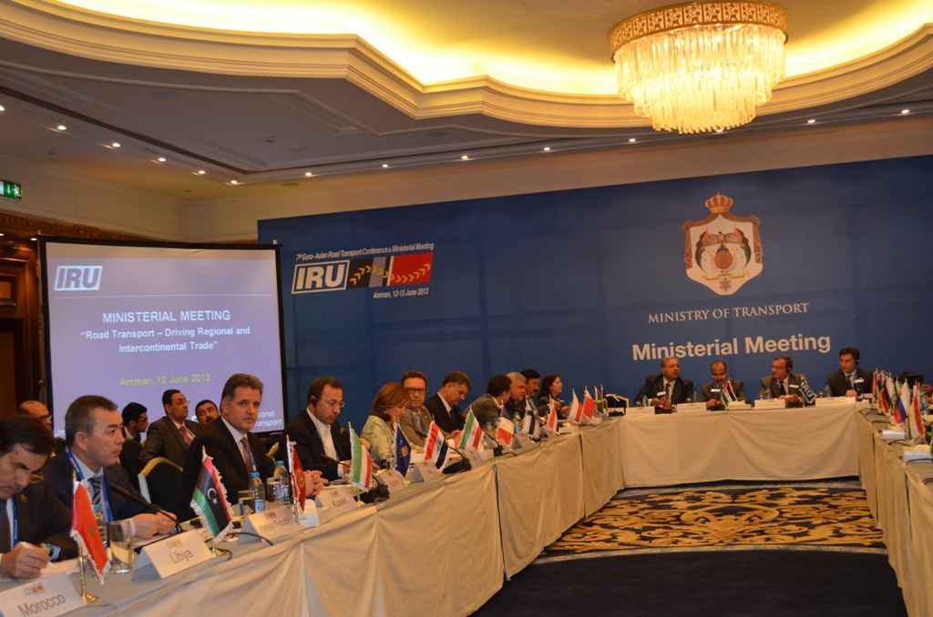 Mujota merr pjesë në takimin e ministrave të transportit në Jordani