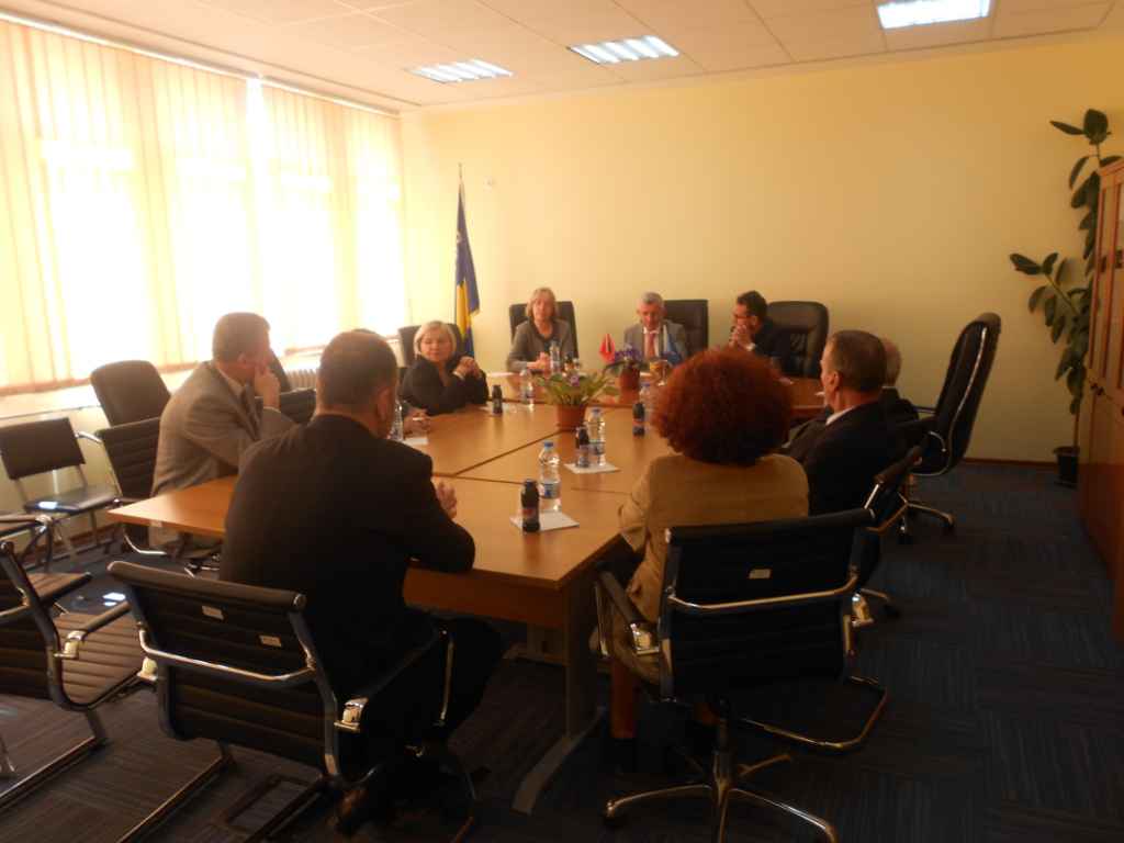 Ambasadori Minxhozi vizitoi Gjykatën Supreme të Kosovës
