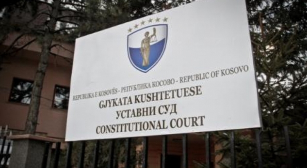 Gjykata Kushtetuese pezullon zbatimin e dekretit te Presidentit 
