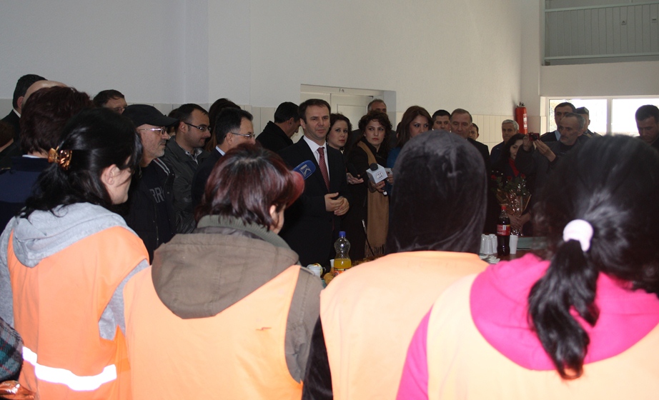Ministri Kuçi vizitoj Qendrën Korrektuese për Femra  