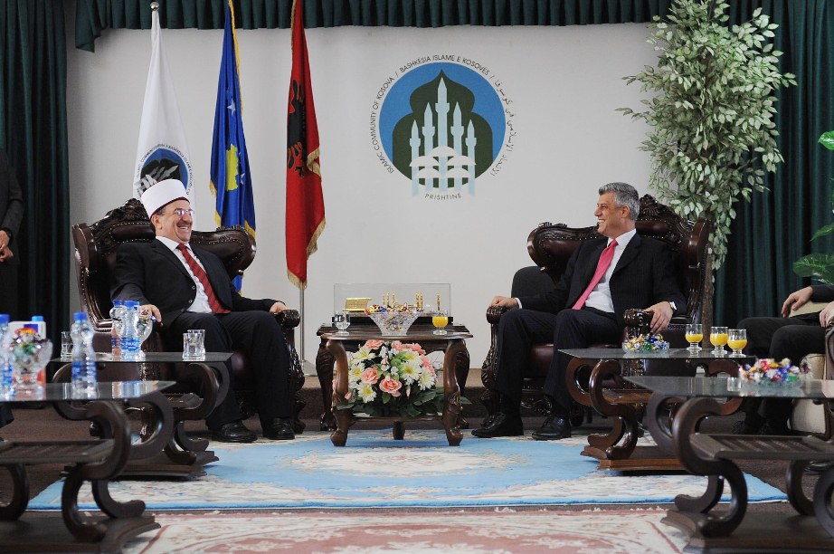 Kryeministri Thaçi përgëzoi muslimanët për Fitër Bajram