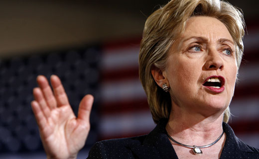Clinton uron popullin shqiptar me rastin e Ditës së Pavarsisë