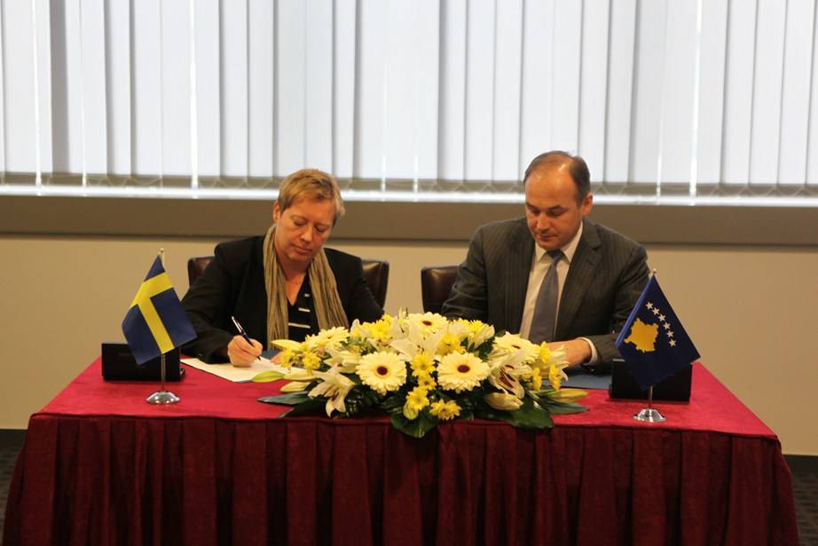 Zgjatet bashkëpunimi ekonomik mes Suedisë dhe Kosovës