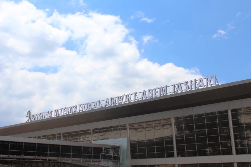 800 mijë pasagjerë shfrytëzuan Aeroportin “Adem Jashari”