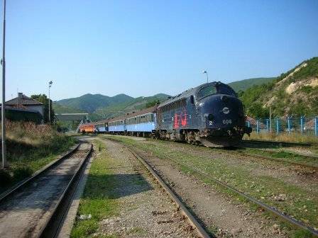 Kosova nënshkruan grantin me BERZH për rehabilitimin e Hekurudhave  