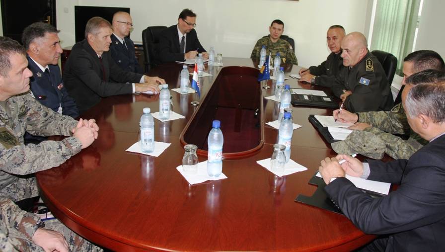 Përfaqësues të Ushtrisë së Kroacisë vizitojnë FSK-në
