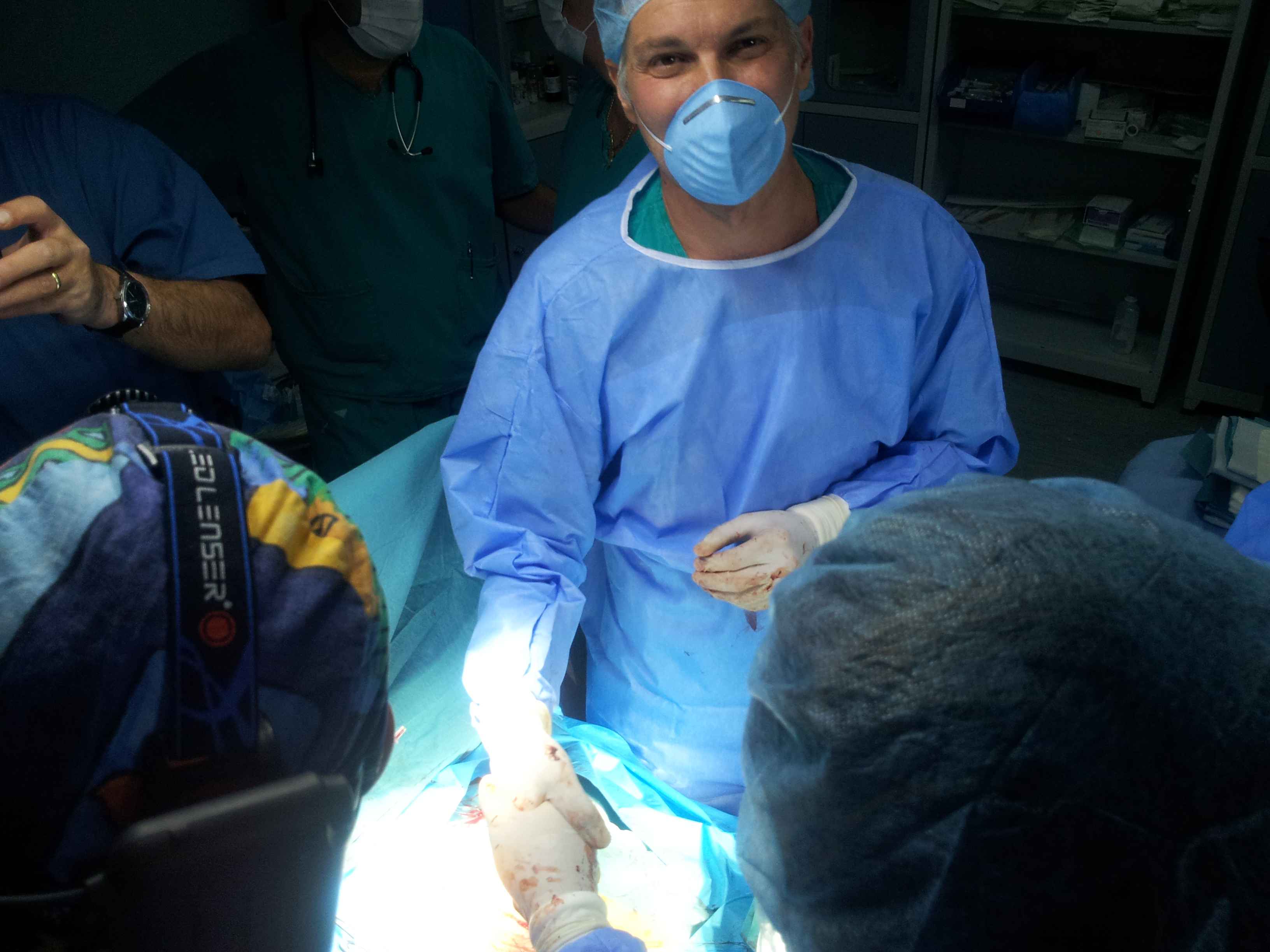 QKUK, kryhet ndërhyrja e parë nga kardiokirurgjia e fëmijëve