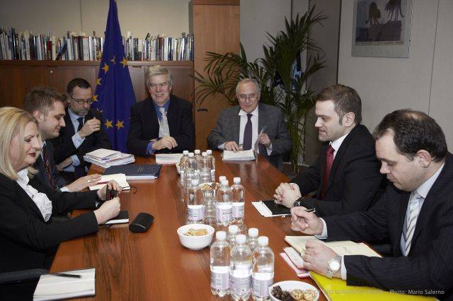 Bisedimet Kosovë - Serbi nisin në nëntor